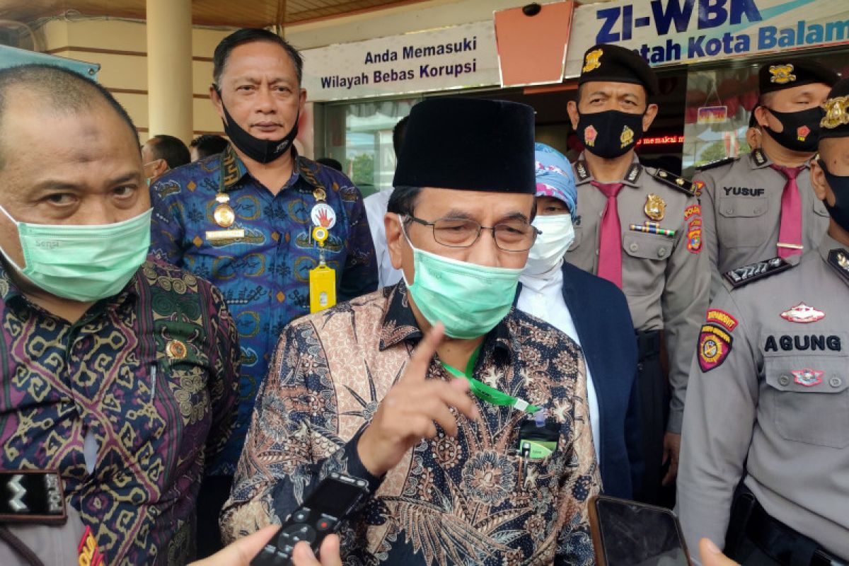 Menteri ATR serahkan 69 sertifikat tanah JTTS