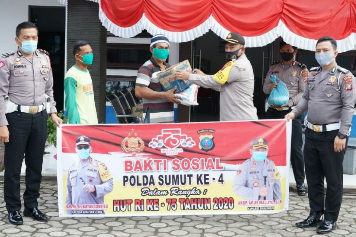 Bakti sosial Polri di HUT RI, 500 paket bahan pokok di Simalungun