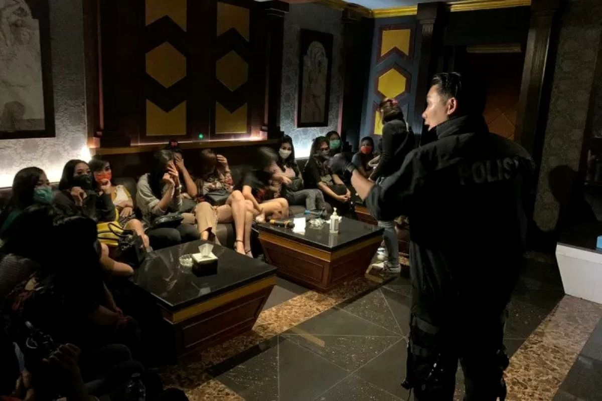 Karaoke Venesia diduga eksploitasi seksual masa pandemi COVID-19