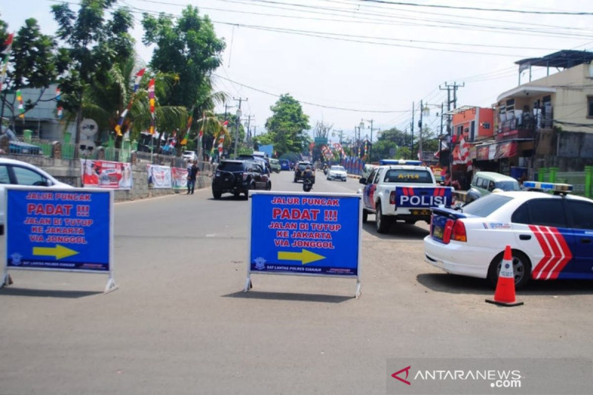 Polres Bogor siagakan 360 petugas di Jalur Puncak Bogor