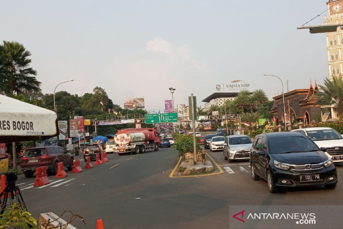 Ini 10 titik langganan macet di Jalur Puncak Bogor