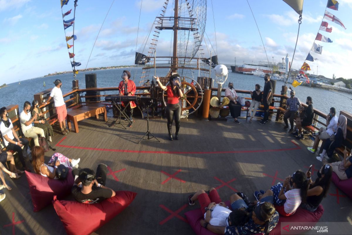 'Pirate Dinner Cruise' Bali beroperasi kembali dengan protokol kesehatan