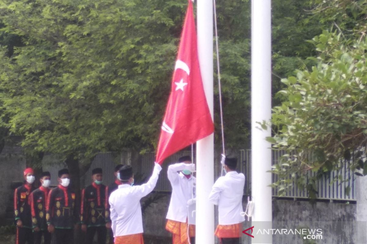 Pewaris Kerajaan Aceh gelar upacara pengibaran alam pedang