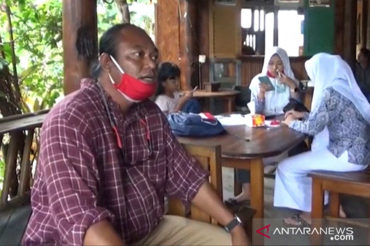Warung kopi merah putih di Tanjungpinang siapkan wifi gratis buat pelajar