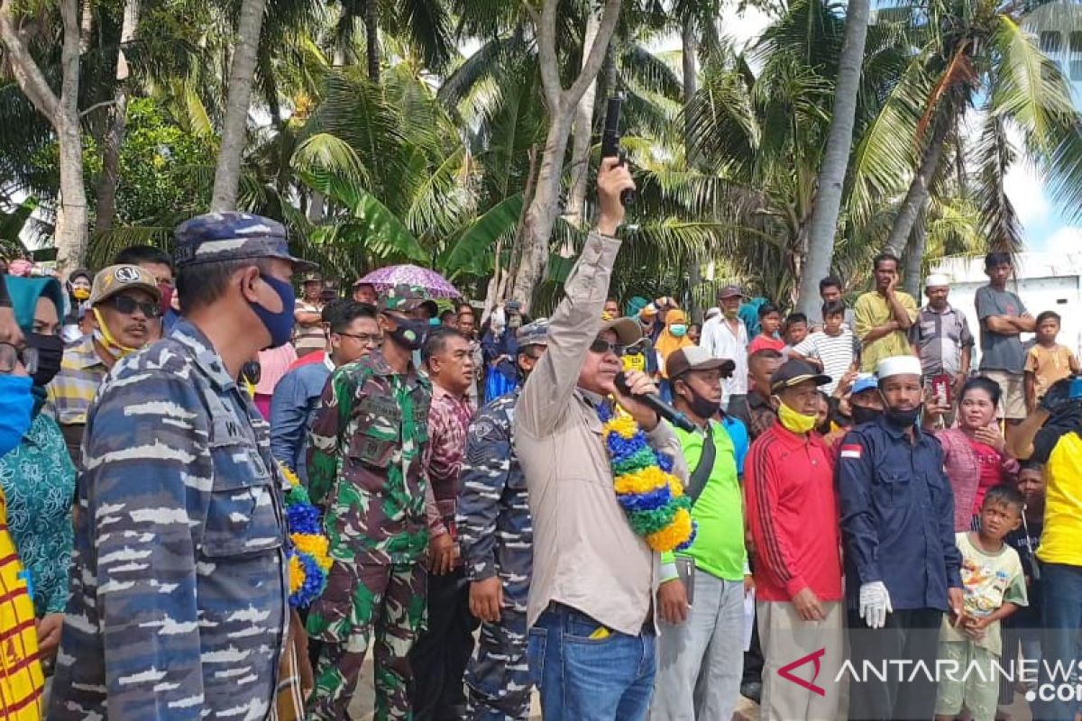 Lomba perahu Katir di Pulau Kerayaan resmi dibuka