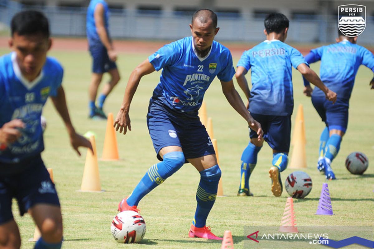 Persib Bandung liburkan pemain selama dua bulan