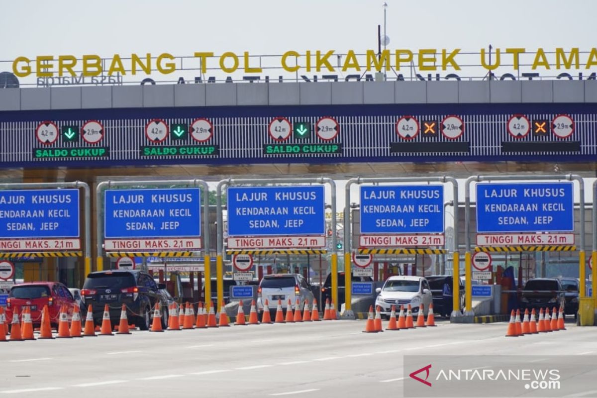 224.496 kendaraan tinggalkan Jakarta melalui Tol Jakarta-Cikampek