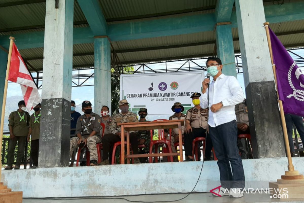 Pramuka bakti sosial bantu korban banjir di Sigi