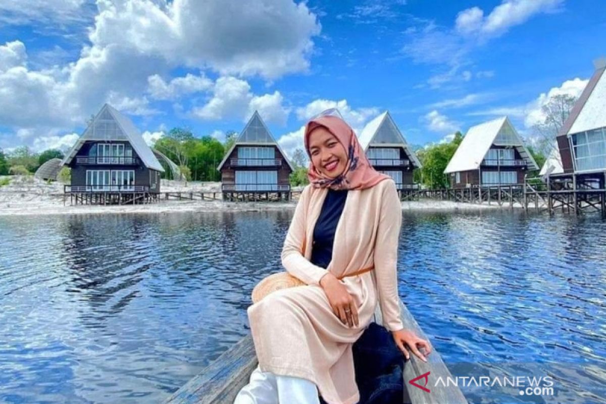 Obyek wisata Danau Laet Sanggau ramai pengunjung saat libur