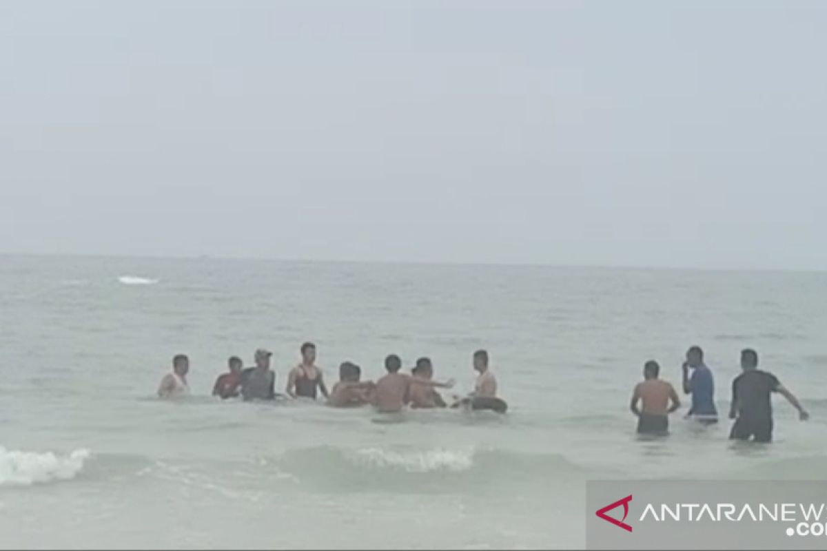 Anggota Brimob Tanjung Gunung tenggelam di pantai Matras