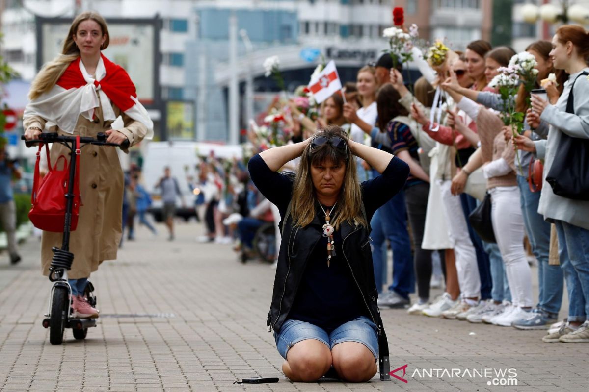 Menlu Inggris kecam penangkapan puluhan wartawan di Belarus