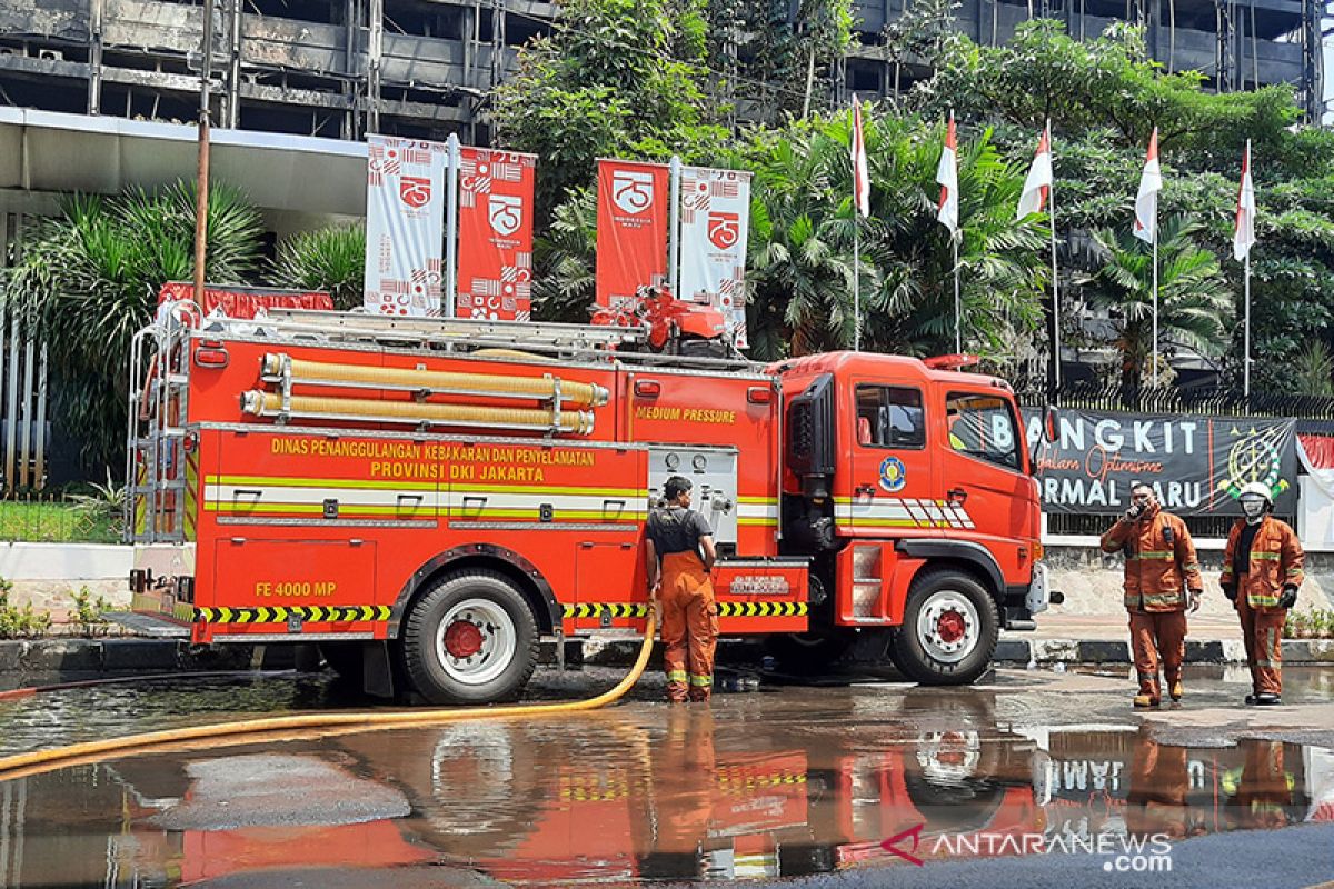 Panel listrik gedung Mall Grand Indonesia terbakar