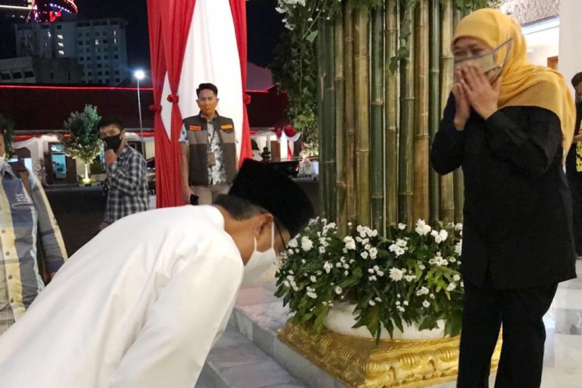 Khofifah-Gus Ipul siapkan konser Ari Lasso di era normal baru