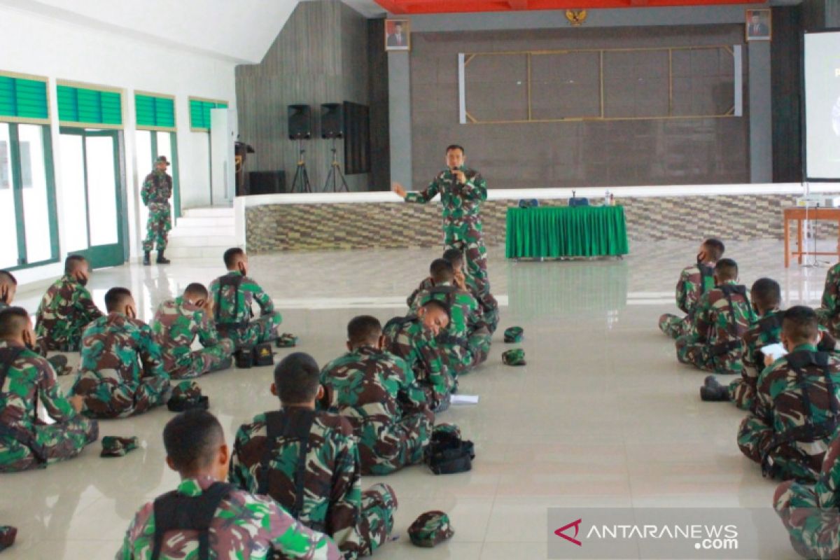 Ratusan bintara TNI baru Korem 132 Tadulako diberi pengetahuan tugas dan teritorial