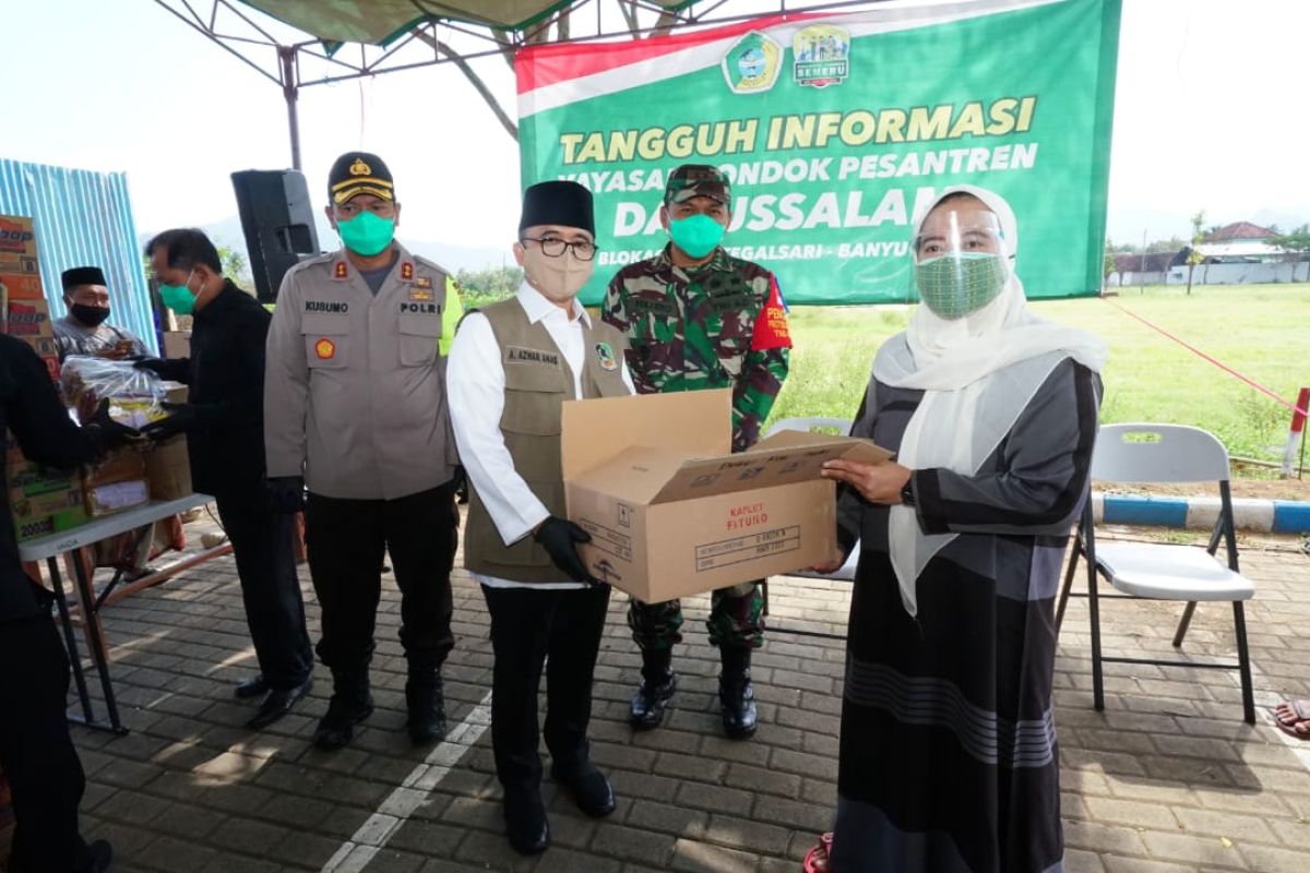 Cegah penularan meluas, Satgas COVID-19 Banyuwangi terjunkan tim kesehatan ke pesantren