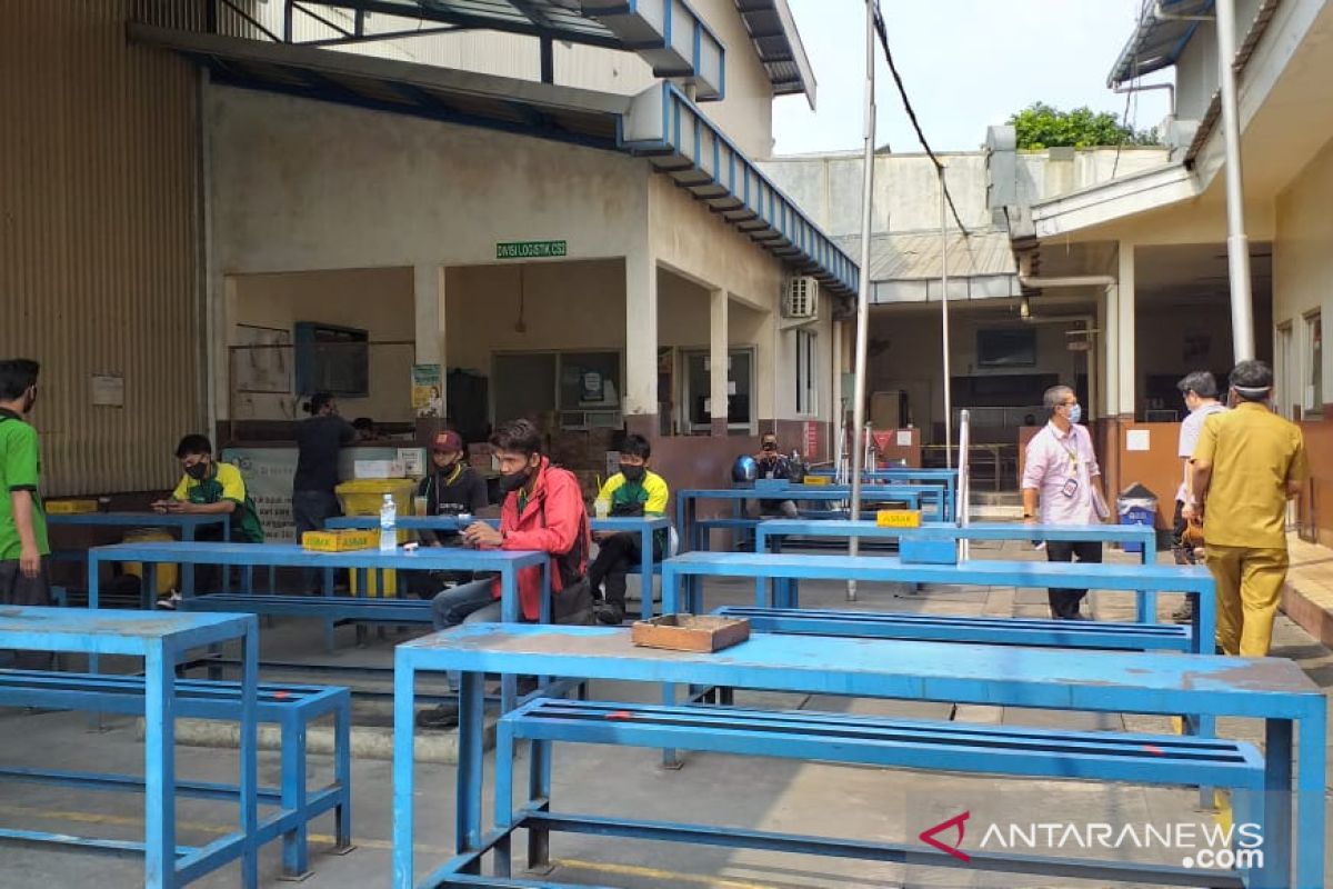 Wali kota Tangerang minta Disnaker awasi penerapan protokol kesehatan di pabrik