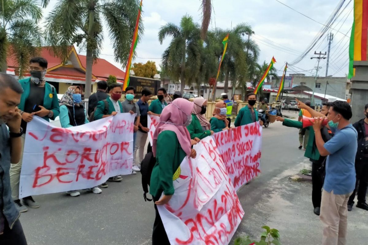 Mahasiswa desak KPK usut Indra Gunawan Eet