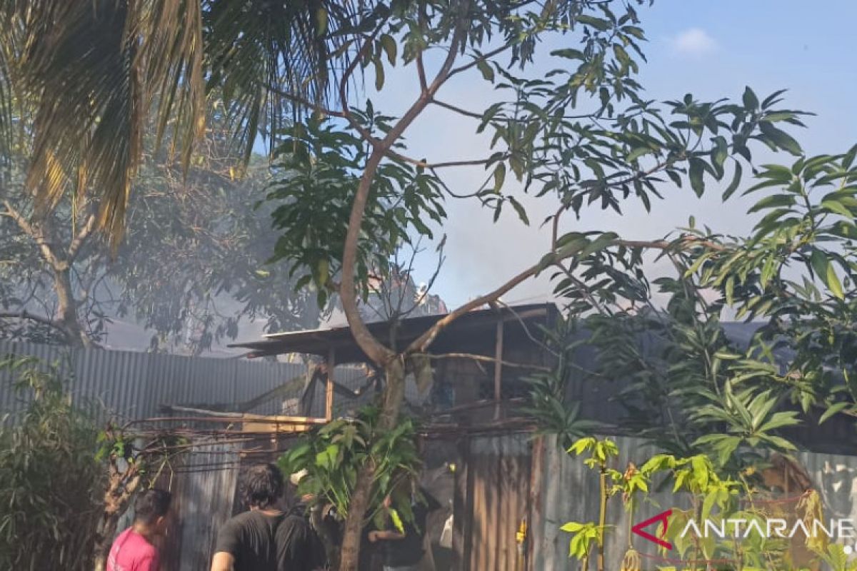20 jiwa kehilangan tempat berteduh akibat kebakaran di Tarakan
