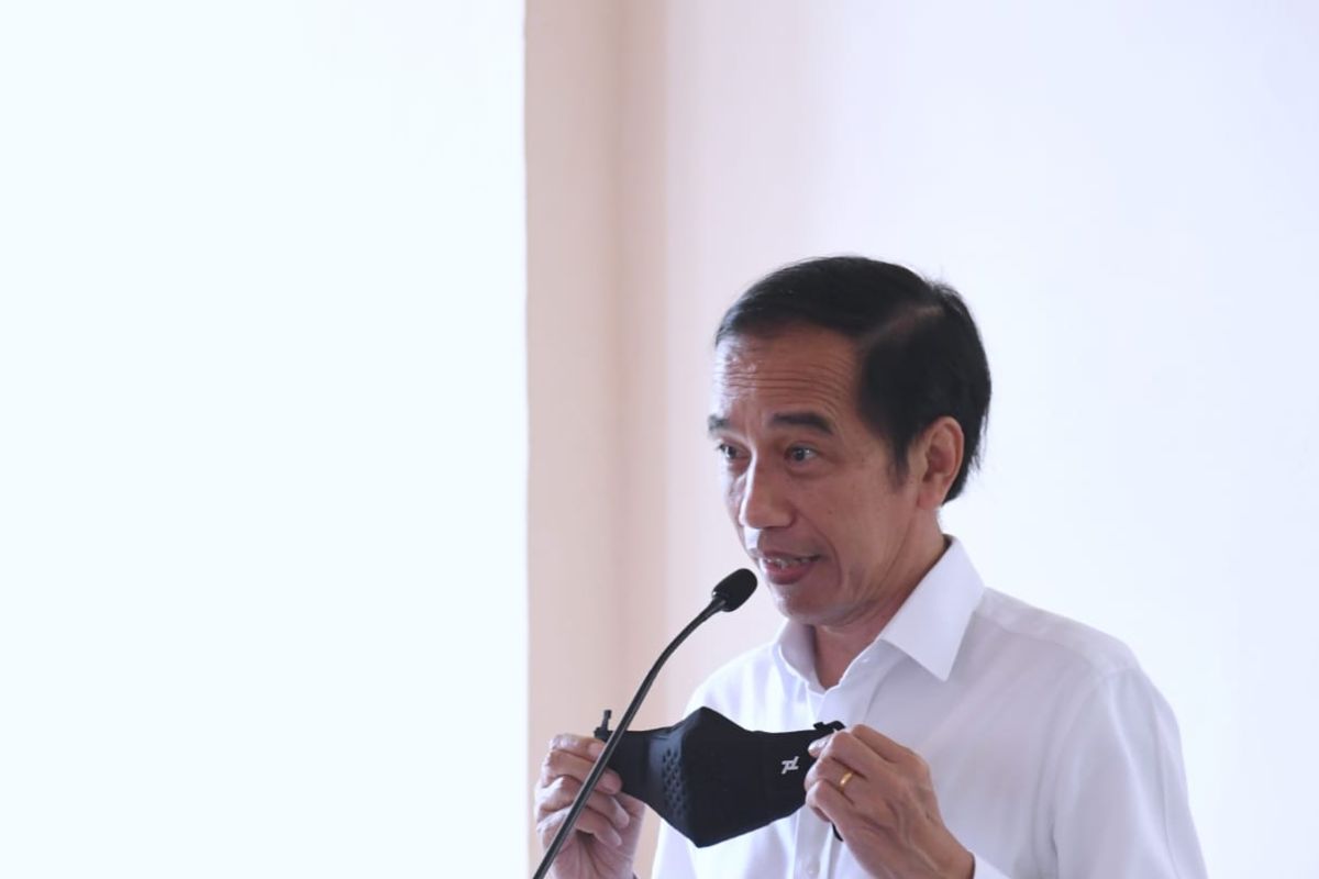 Presiden Jokowi minta mahasiswa magang di industri minimal satu semester