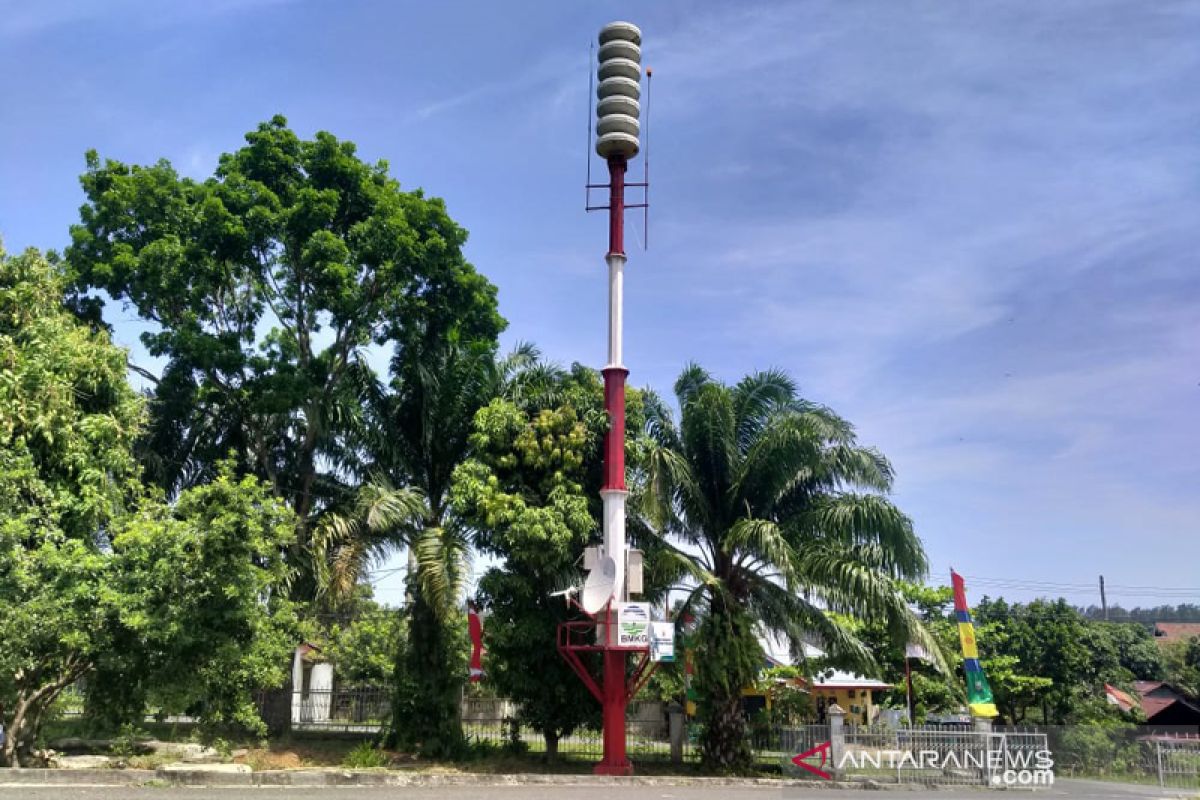 Dua sirene peringatan dini tsunami Bengkulu rusak