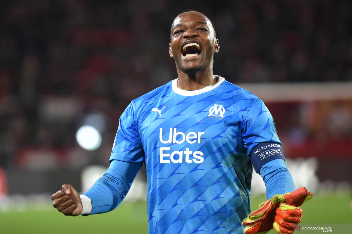 Kiper Marseille Steve Mandanda teken perpejanjangan kontrak