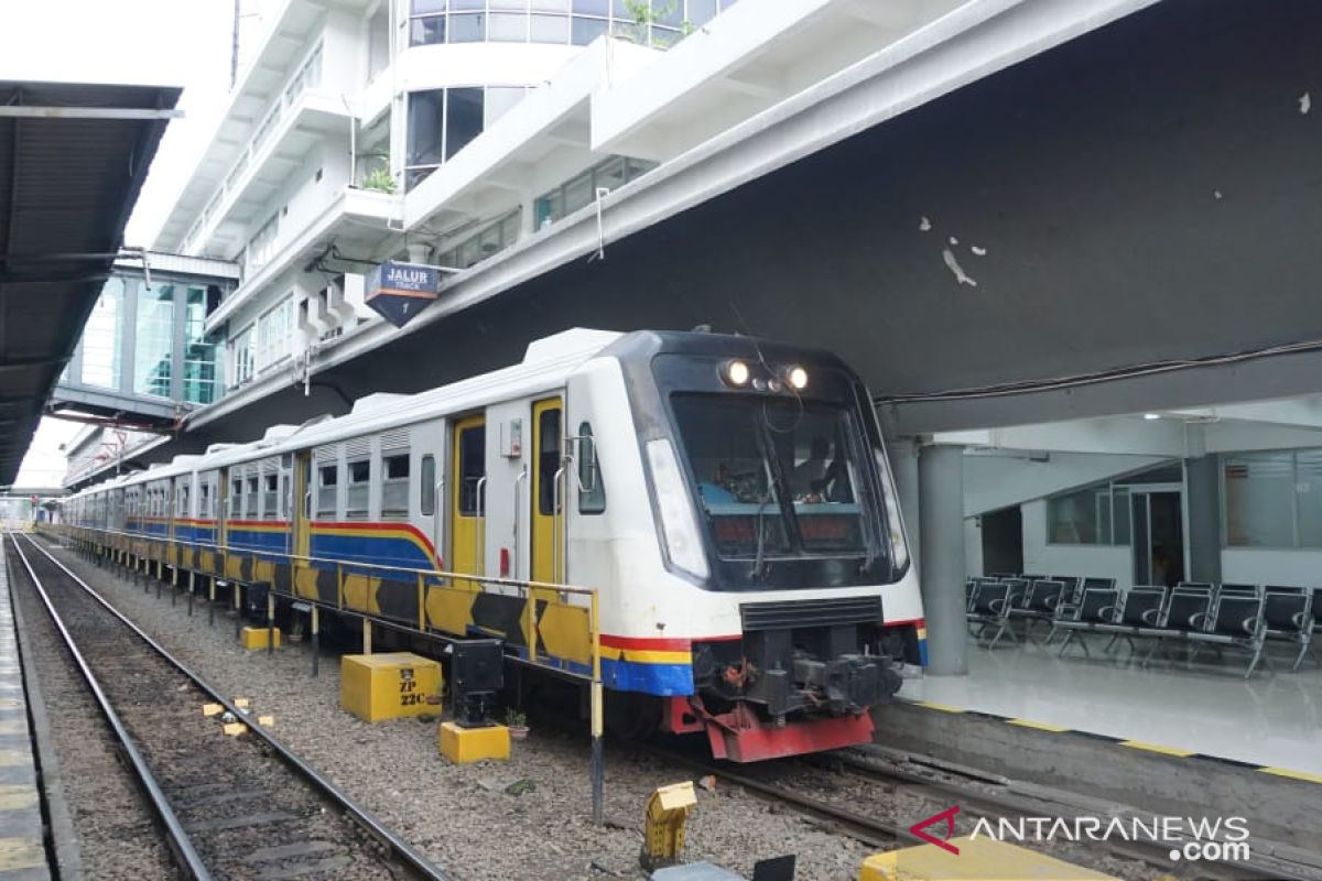 Kereta Api Sumut operasikan kembali perjalanan jarak menengah dan lokal