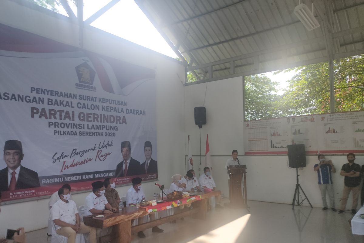Partai Gerindra serahkan empat rekomendasi pasangan calon kepala daerah di Lampung