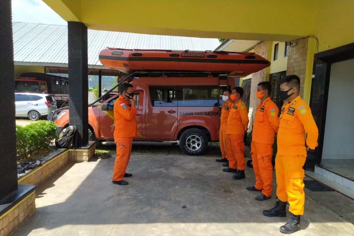 Seorang nelayan di Barus diduga jatuh ke laut dan belum ditemukan