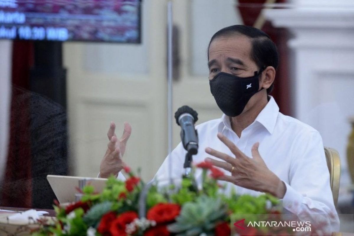 Presiden Jokowi minta 34 gubernur hati-hati atas pergerakan kasus COVID-19