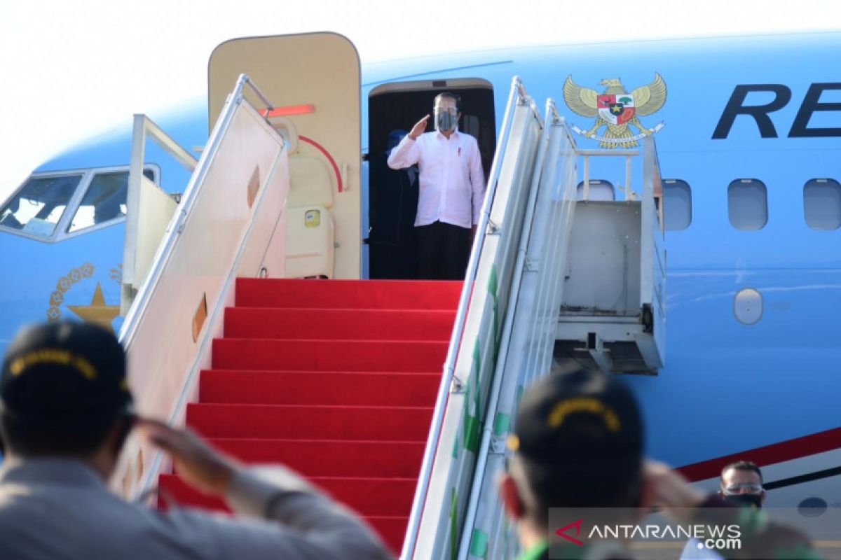 Presiden Jokowi ke Yogyakarta resmikan YIA dan serahkan banpres