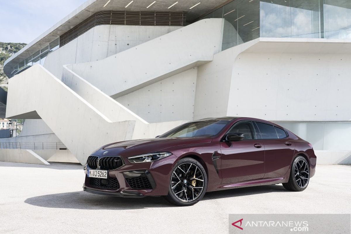 Harga BMW M8 2020 meluncur dengan harga Rp6,7 miliar
