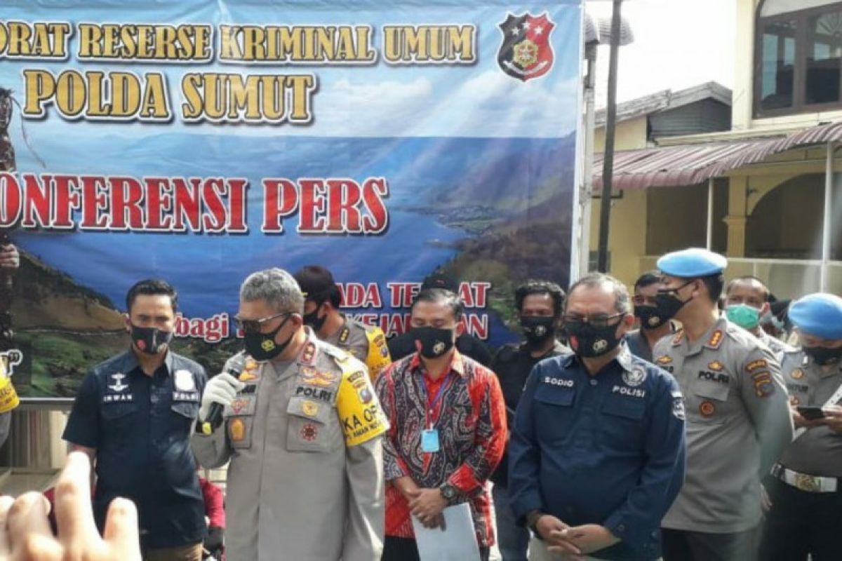 Polisi ringkus lima orang perampok uang nasabah bank