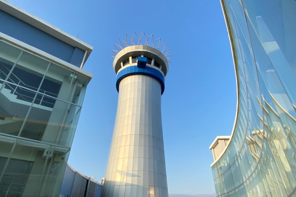 Menara ATC Bandara Internasional Yogyakarta tahan tsunami