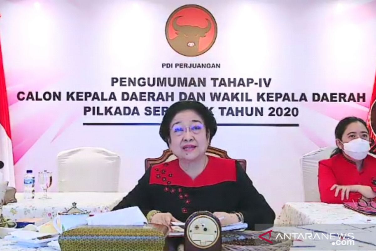 Ketua Umum PDIP Megawati ingatkan calon kepala daerah tertib administrasi saat daftar