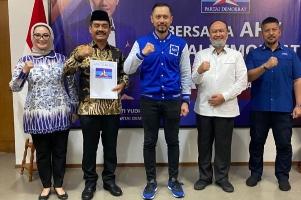 Demokrat-PAN terbitkan rekomendasi MA-Mujiaman di Pilkada Surabaya
