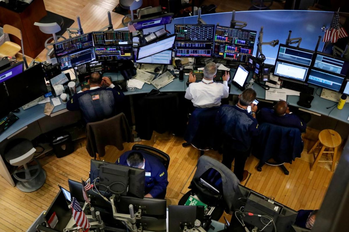 Wall Street dibuka menguat usai pengumuman inflasi bank sentral AS