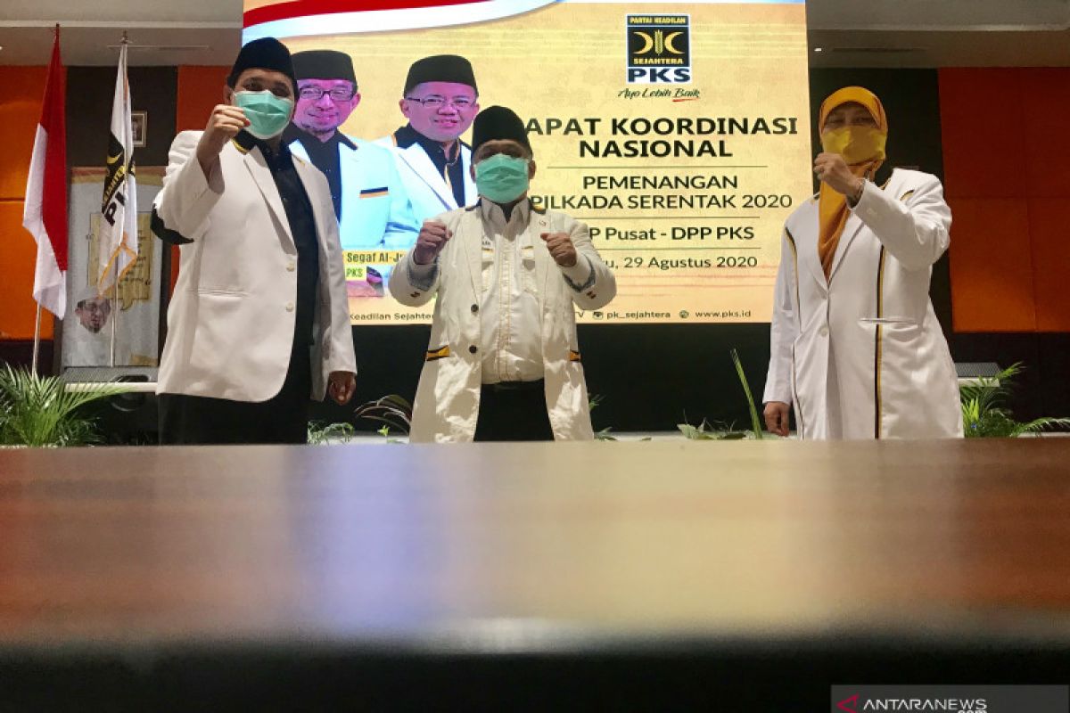 PKS Jatim umumkan 17 pasangan calon kepala daerah