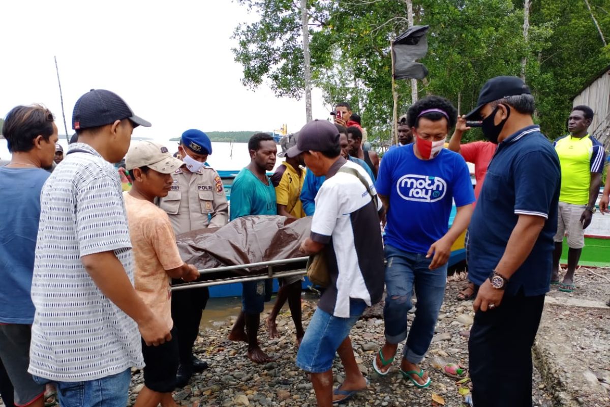 Perahu motor tenggelam, seorang warga di Mimika meninggal dunia