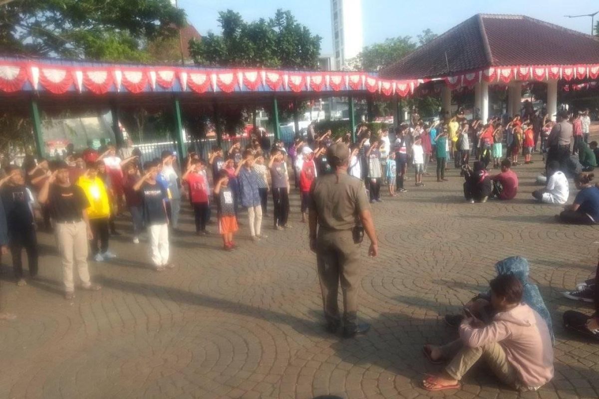 Pemkab Lebak hentikan belajar di sekolah setelah guru positif COVID-19