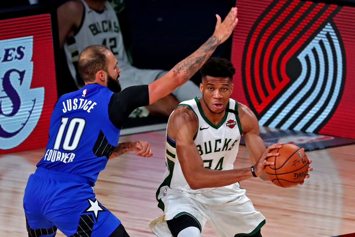 Bucks sudahi perjalanan Magic untuk maju ke semifinal Wilayah Timur