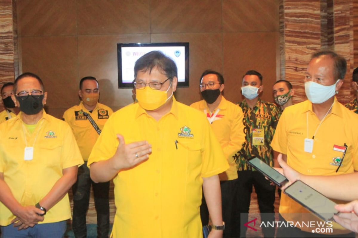 Golkar akan beri sanksi tegas yang membelot di Pilkada