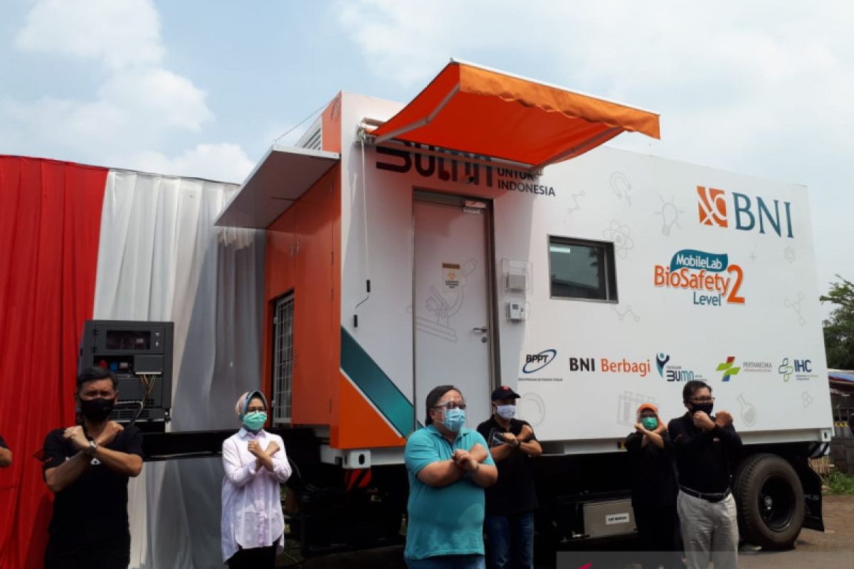 Pemkot Tangsel dapat bantuan mobil laboratorium tes usap PCR COVID-19