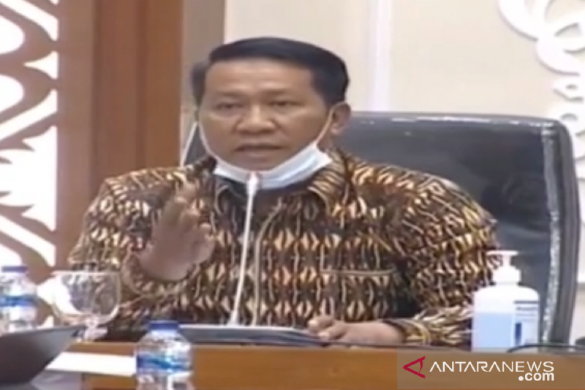 Kemarin, TNI-Polri olah TKP penembakan Papua hingga soal RUU Kejaksaan