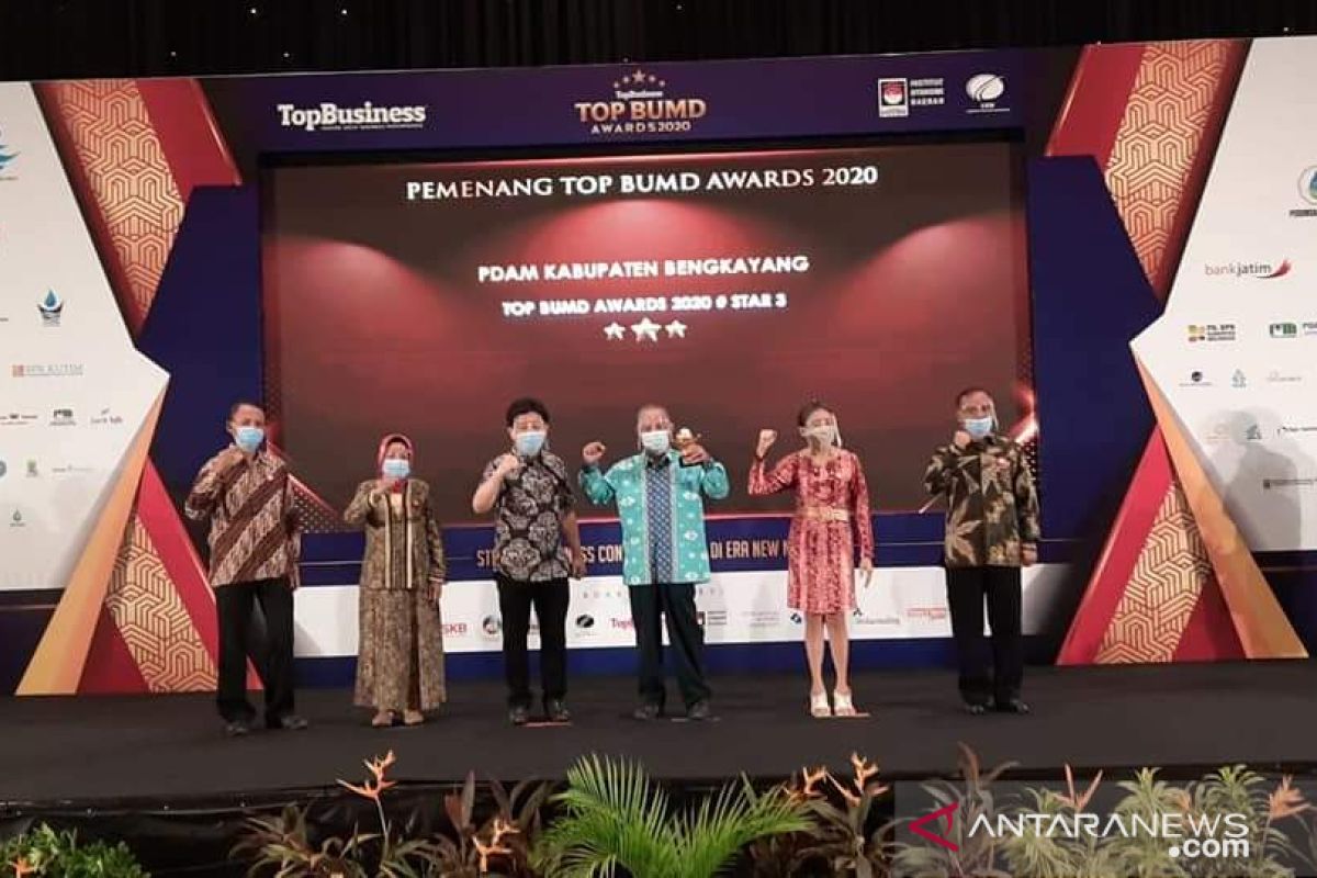 PDAM Bengkayang raih penghargaan Top Award BUMD 2020