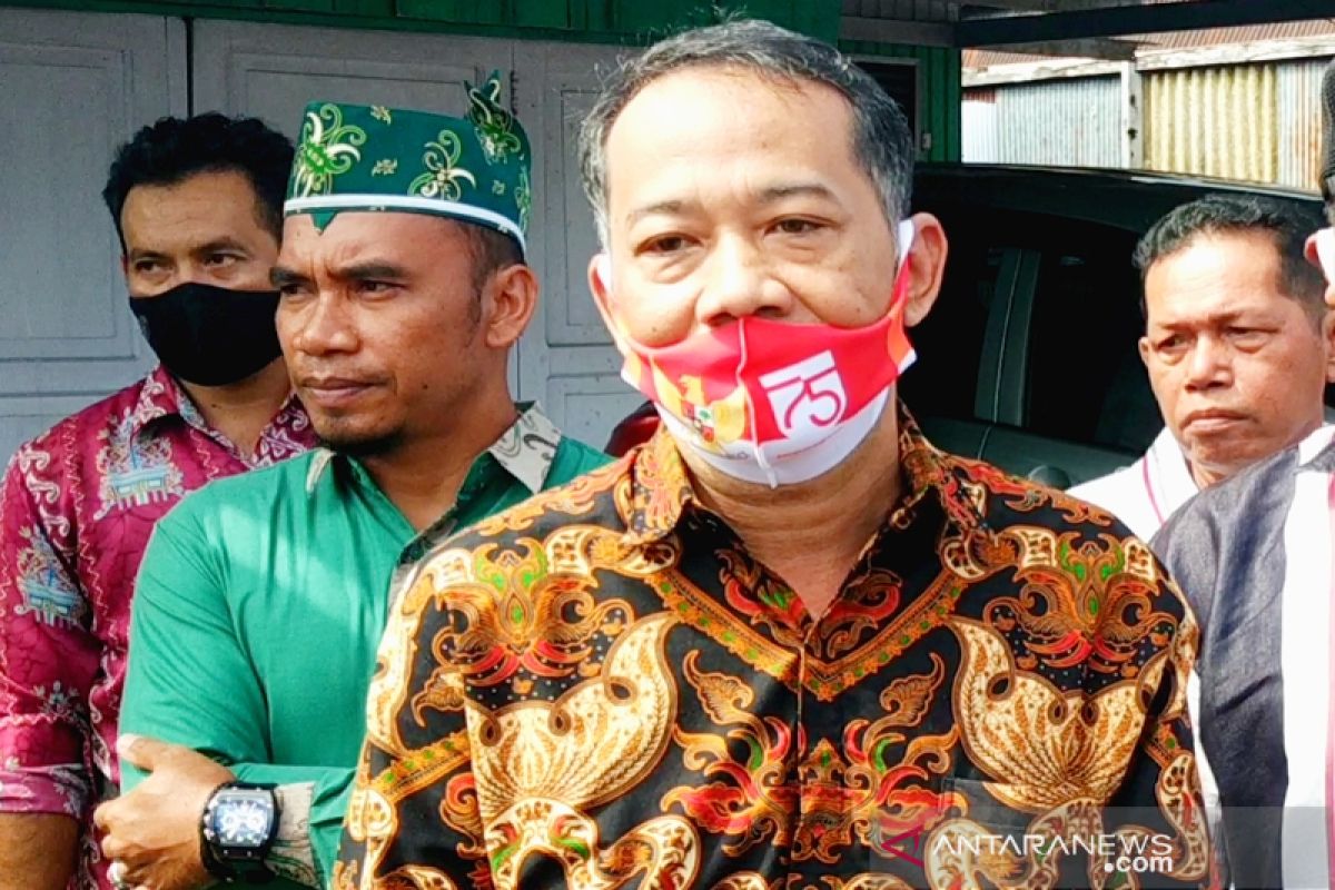 Jalan kota rusak, Legislator Kotim dukung pemindahan bongkar muat barang