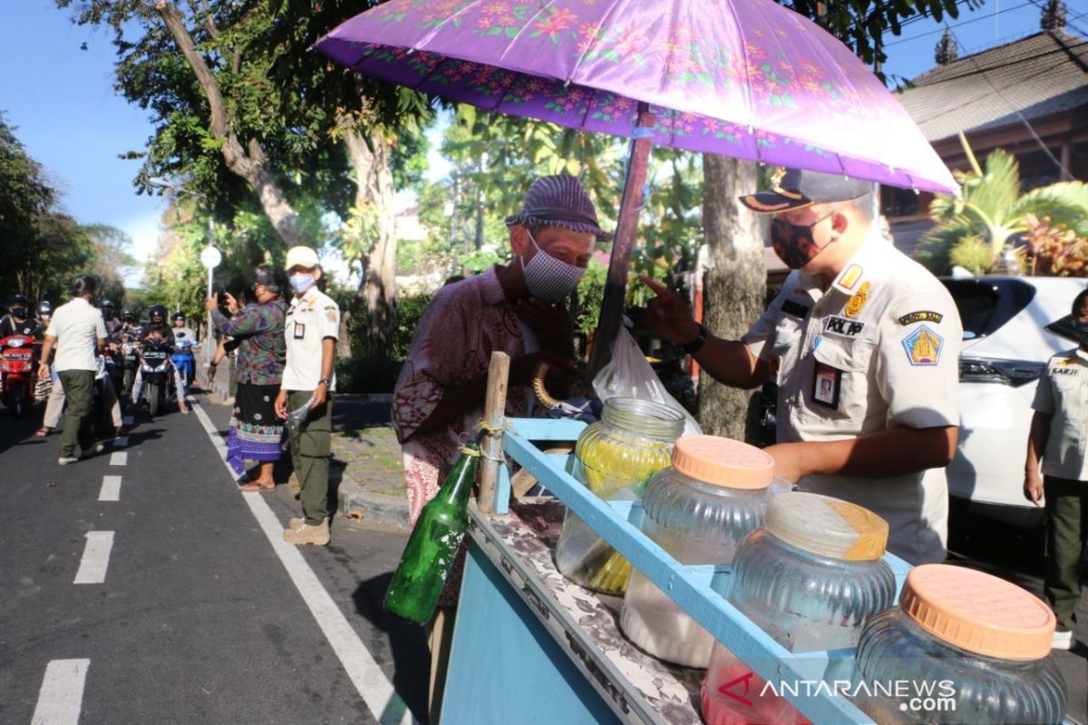 Satpol PP Bali: Perlu edukasi, karena banyak penggunaan masker tidak benar