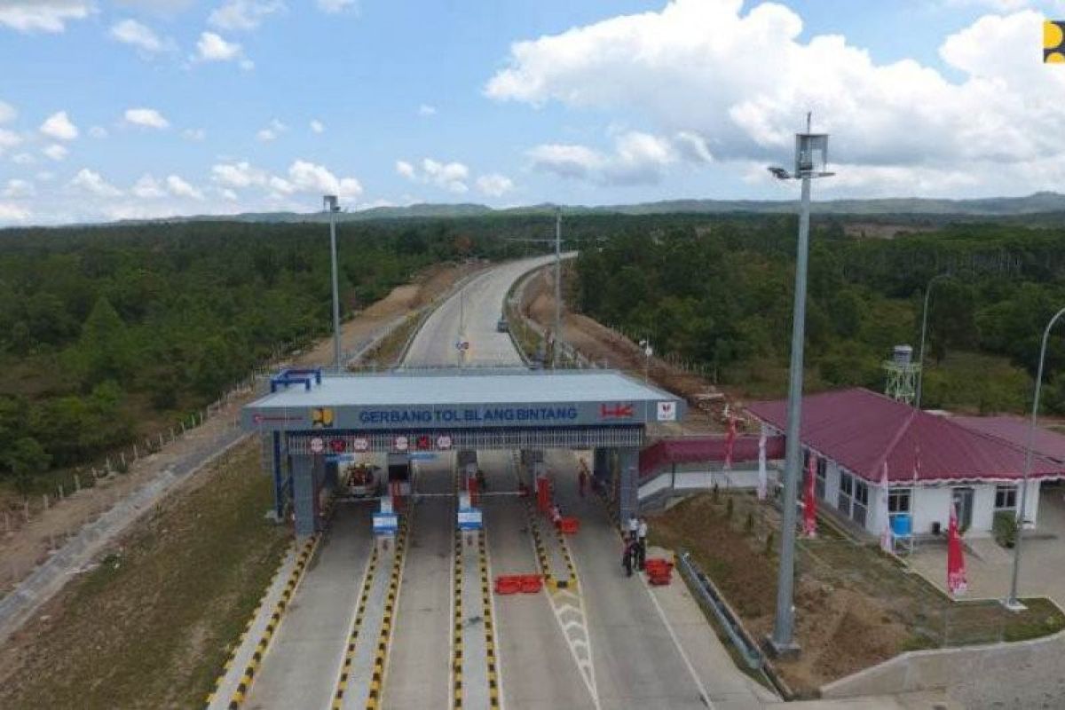 Tol Trans Sumatera yang telah beroperasi sepanjang 648 kilometer