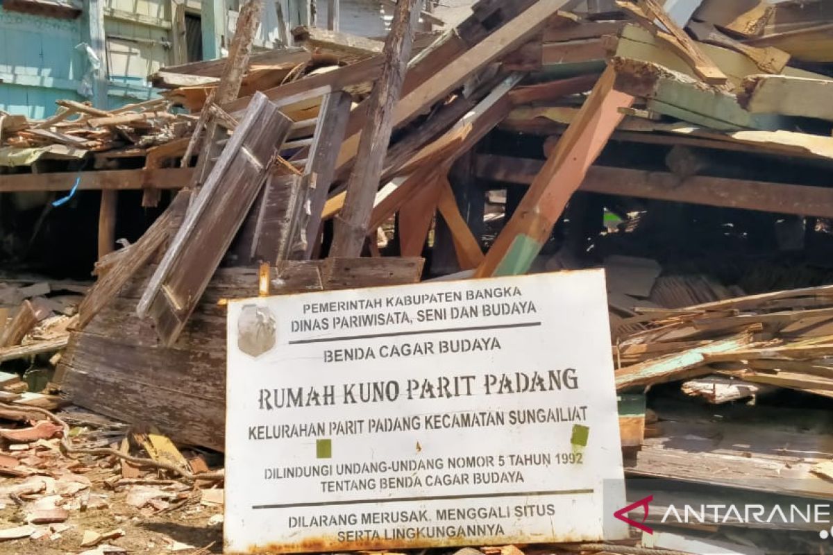 Rumah cagar budaya berumur 200 tahun di Bangka roboh