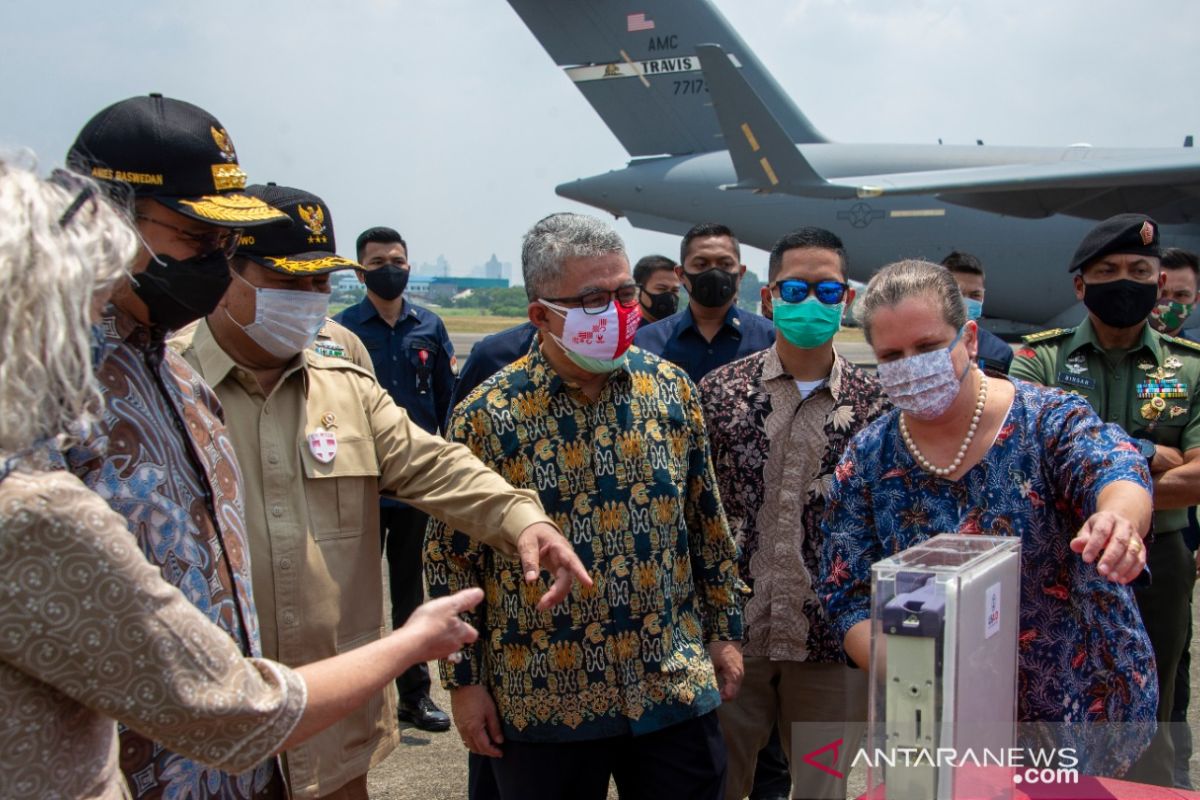 Indonesia menerima bantuan 500 unit ventilator COVID-19 dari AS