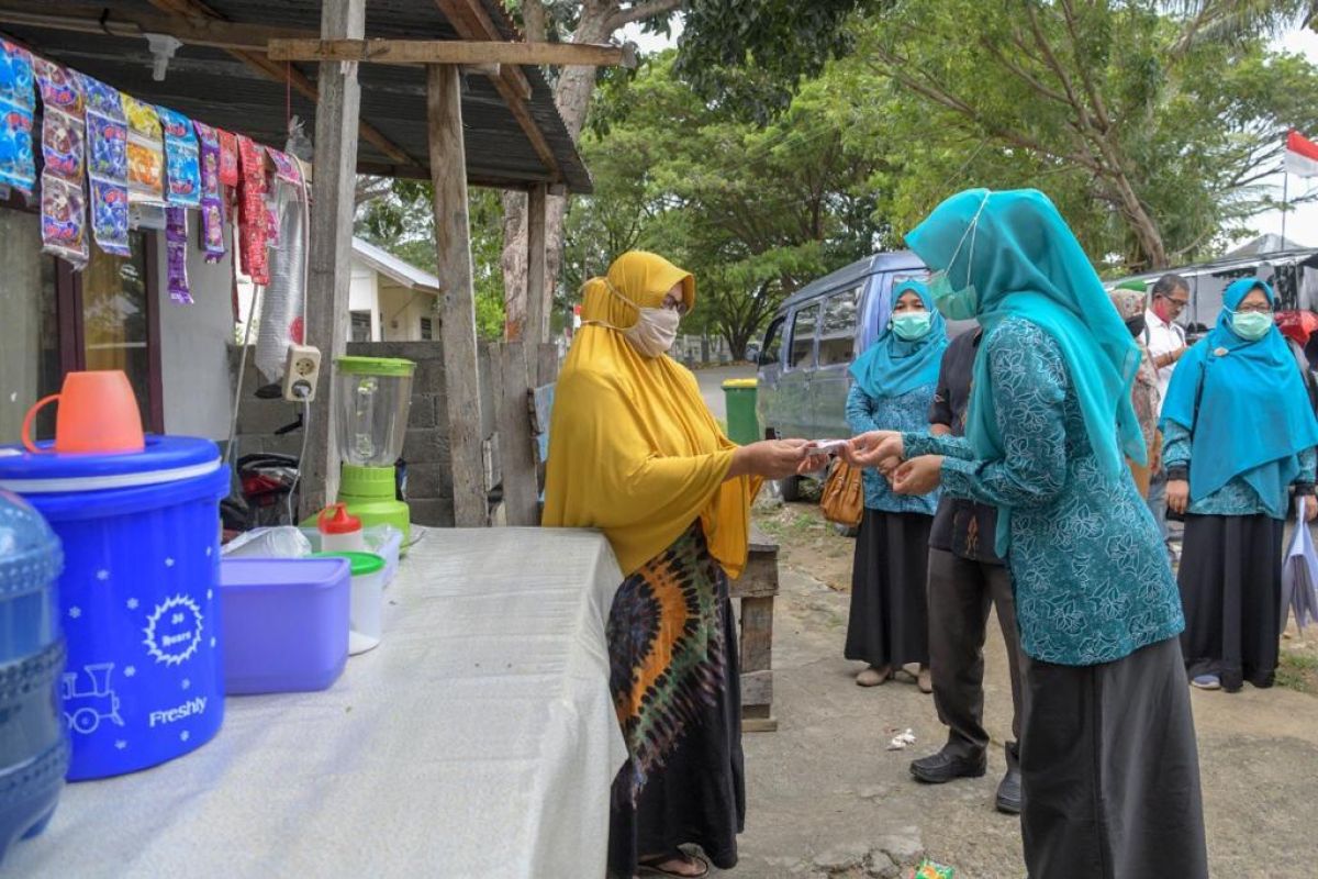 PKK sosialisasi penggunaan masker di Banda Aceh
